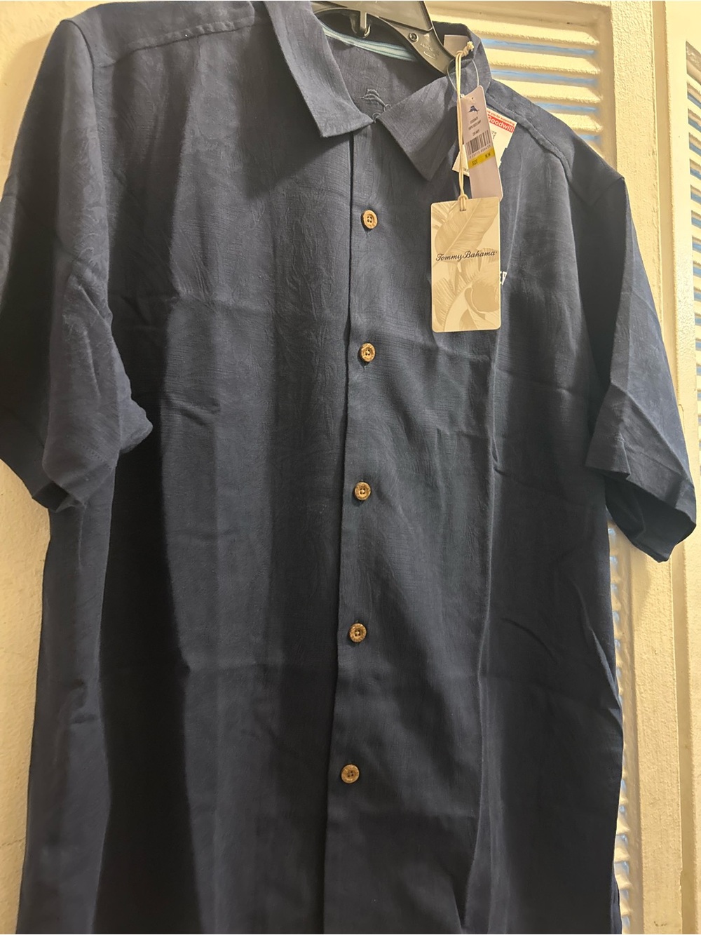 Tommy Bahama Mens Medium Cream 100% Silk Button Up Short Sleeve Camp Shirt Blue